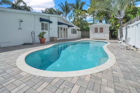 Tiny photo for 1321 CORDOVA Road, Fort Lauderdale, FL 33316 (MLS # B26053476)