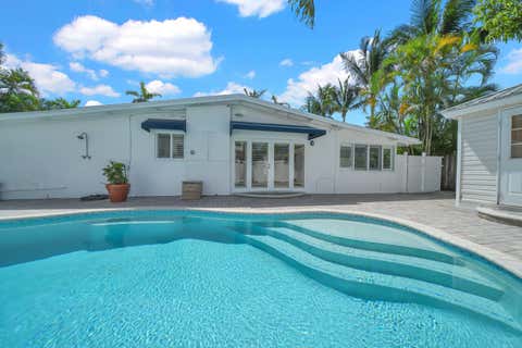 Tiny photo for 1321 CORDOVA Road, Fort Lauderdale, FL 33316 (MLS # B26053476)