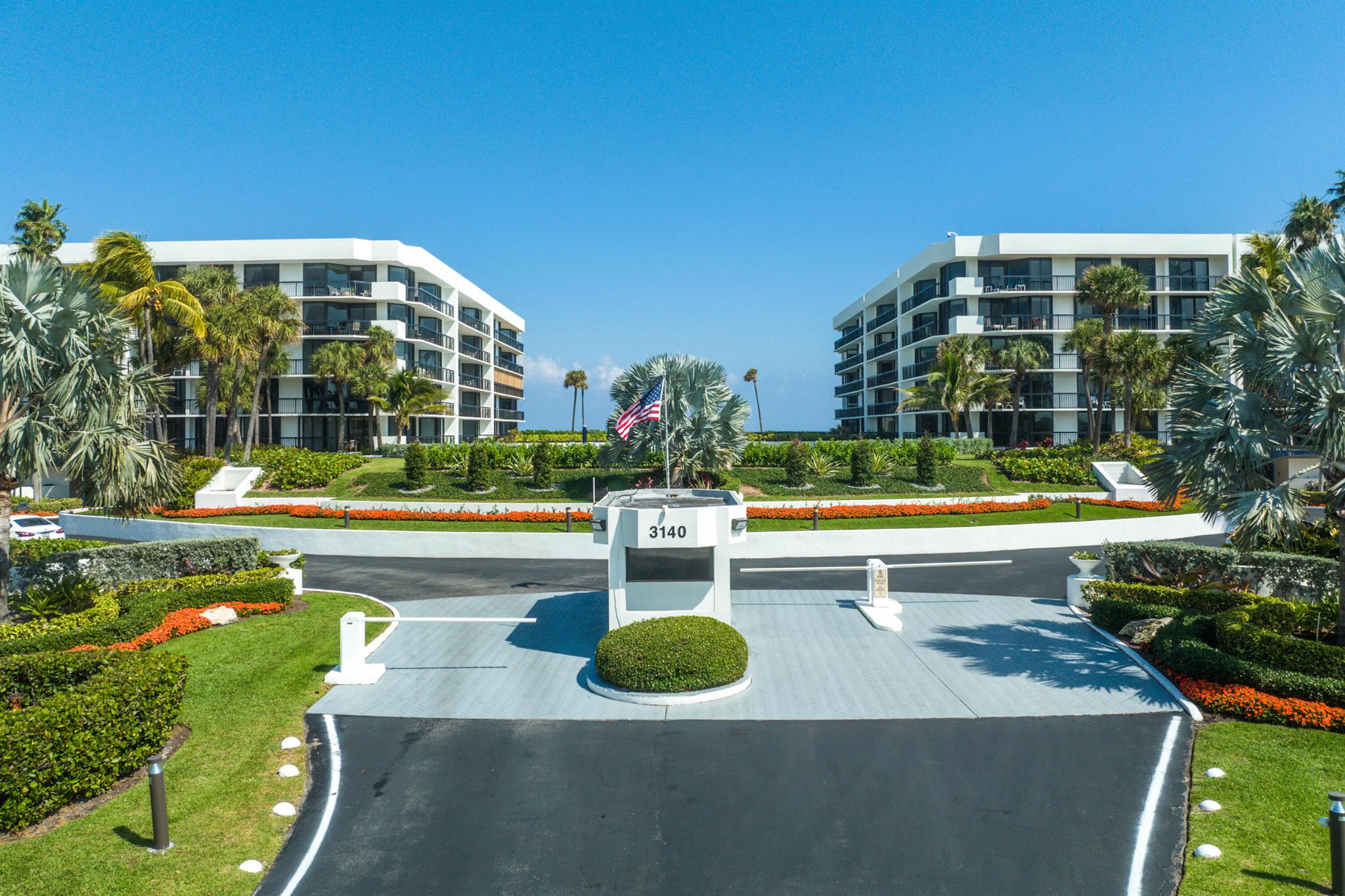 CARLTON PLACE COND DECL F - Residential