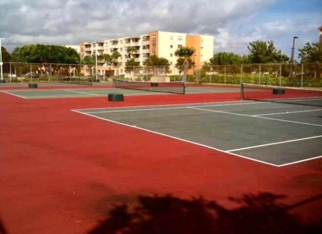 BREAKWATERS OF THE PALM B - Residential Lease