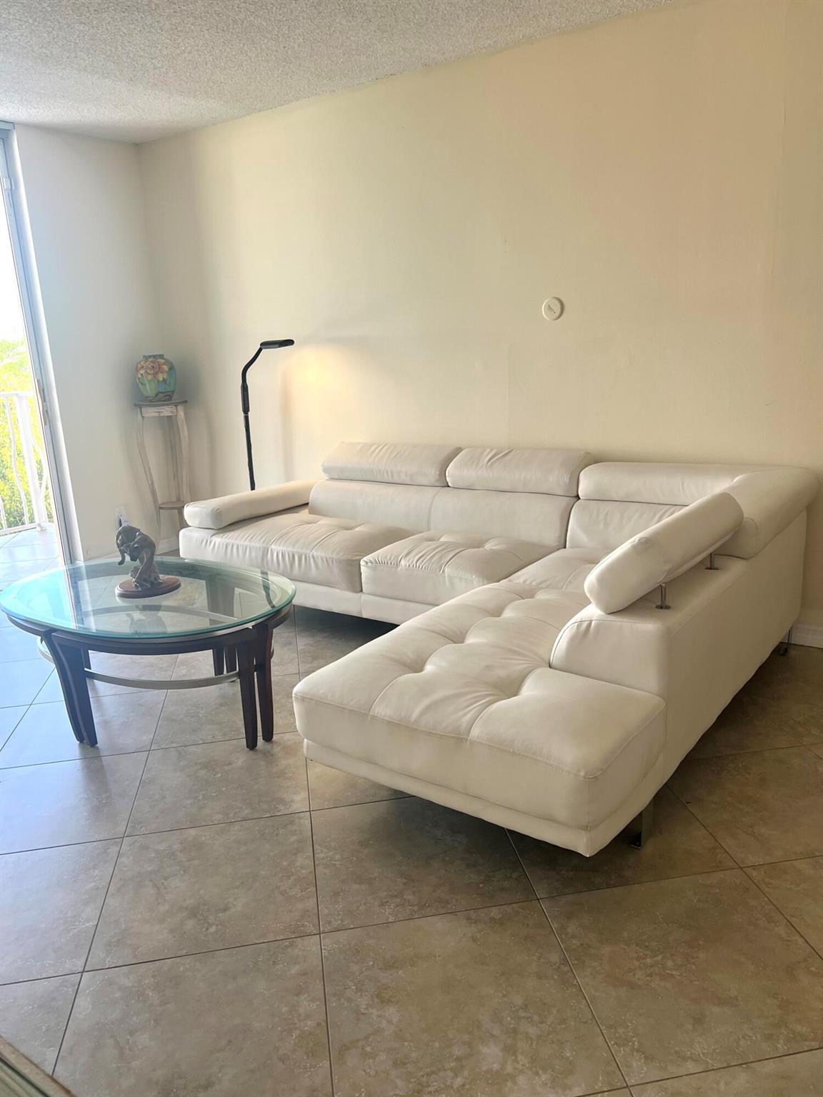 BREAKWATERS OF THE PALM B - Residential Lease