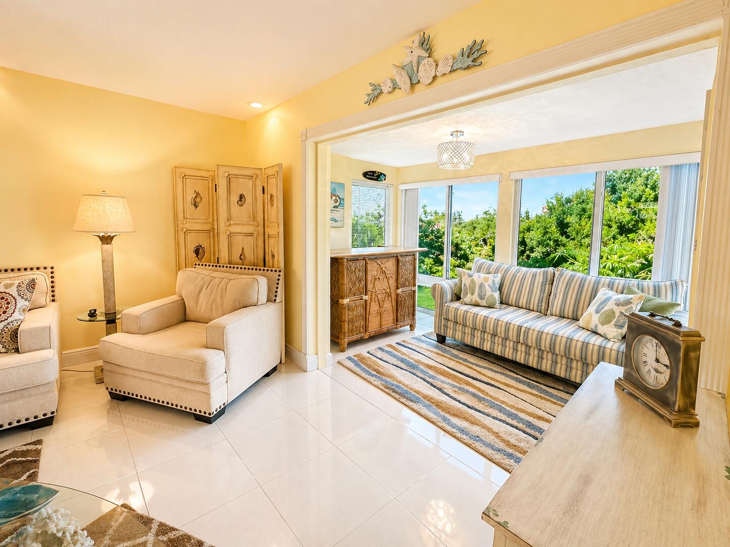 COLONIAL CLUB CONDO SEC 2 - Residential