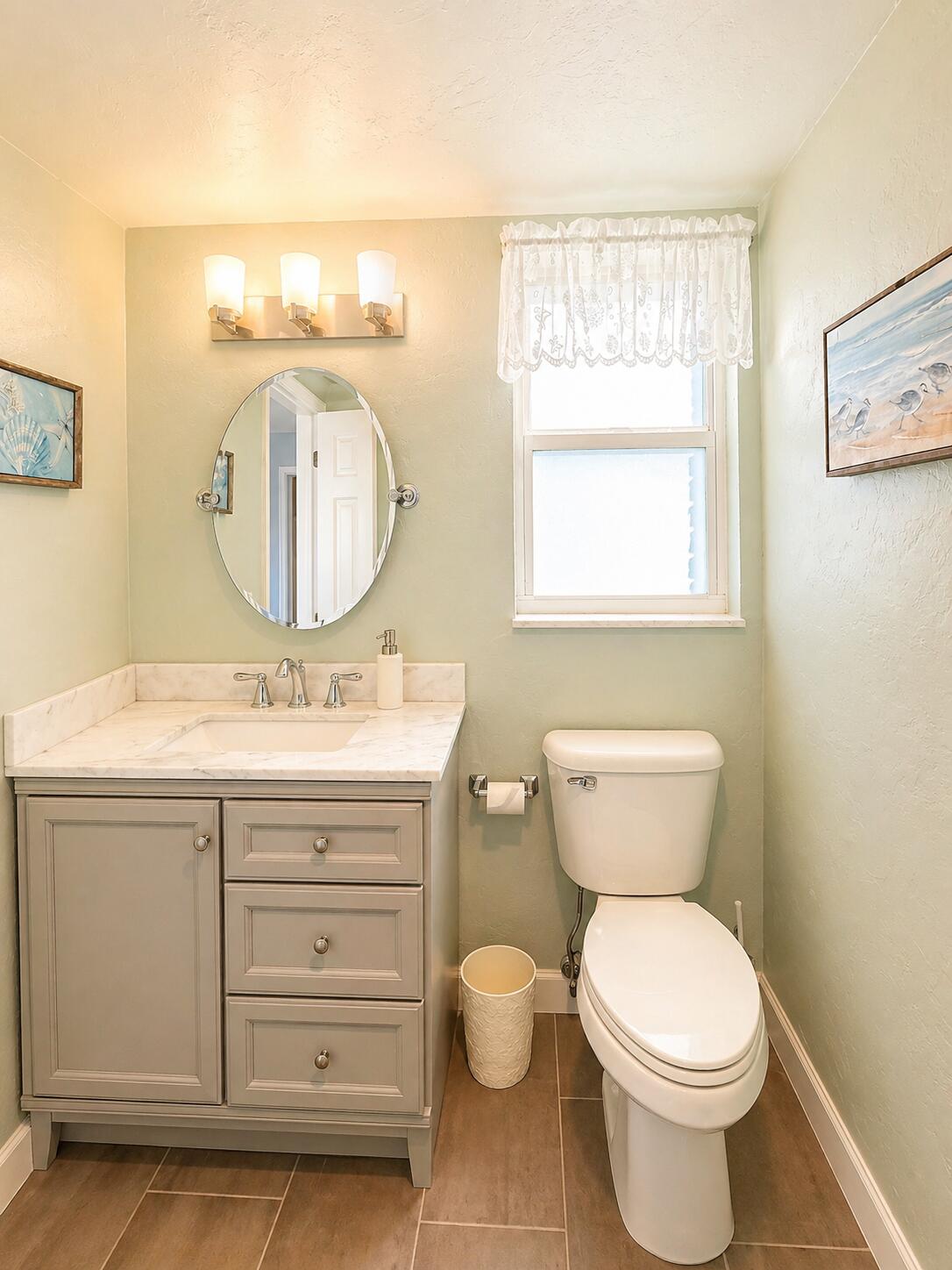 COLONIAL CLUB CONDO SEC 2 - Residential