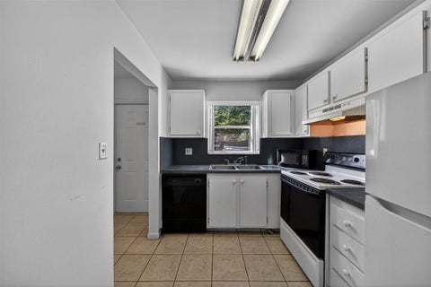 Tiny photo for 809 W Oakland Park Boulevard #J5, Oakland Park, FL 33311 (MLS # F10537481)
