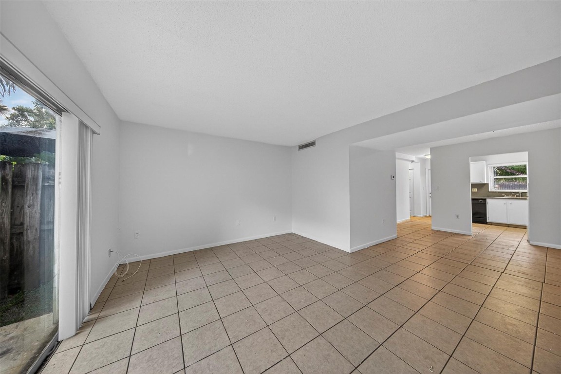 RACQUET CLUB OF FORT LAUD - Residential