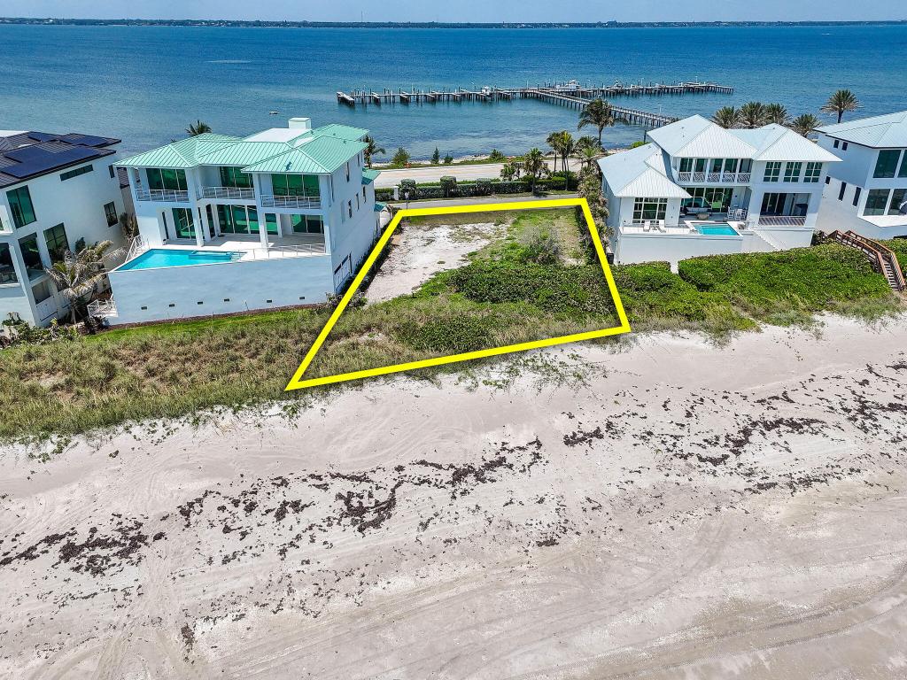 DIAMOND SANDS - Land