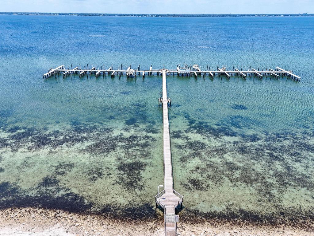 DIAMOND SANDS - Land