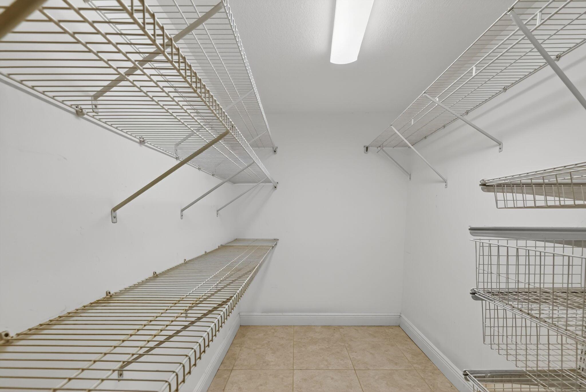 AVALON BEACH CLUB, A COND - Residential