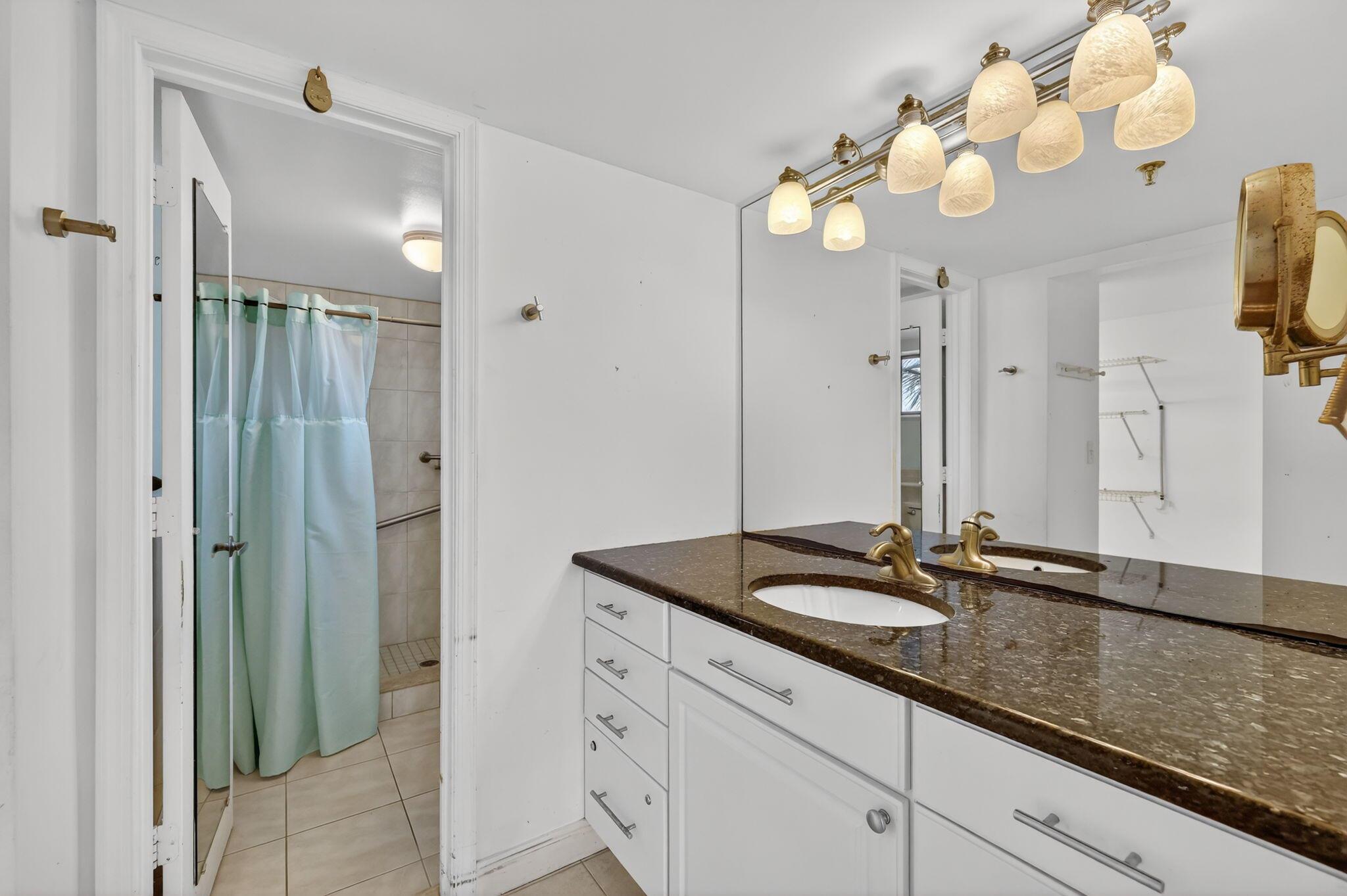 AVALON BEACH CLUB, A COND - Residential