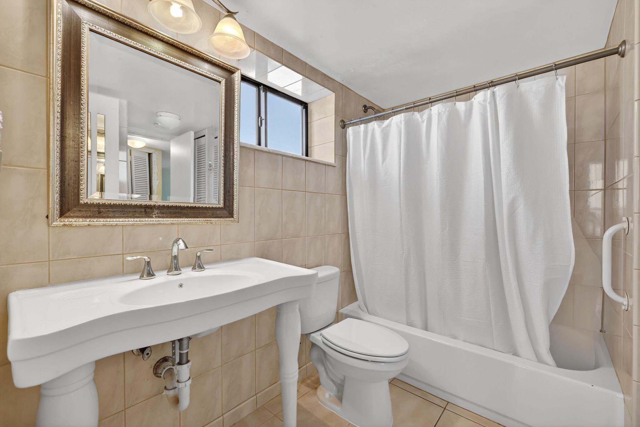 AVALON BEACH CLUB, A COND - Residential