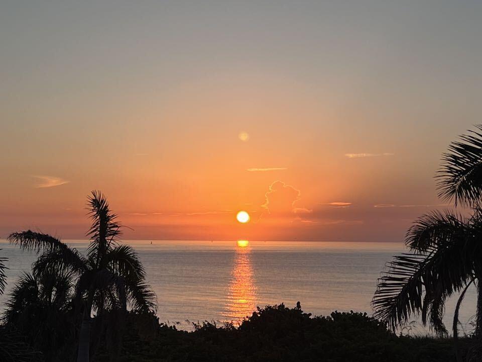 AVALON BEACH CLUB, A COND - Residential