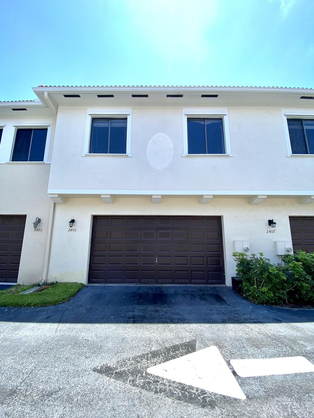 Photo of 2405 Venetian Way, Boynton Beach, FL 33426 (MLS # R11012066)