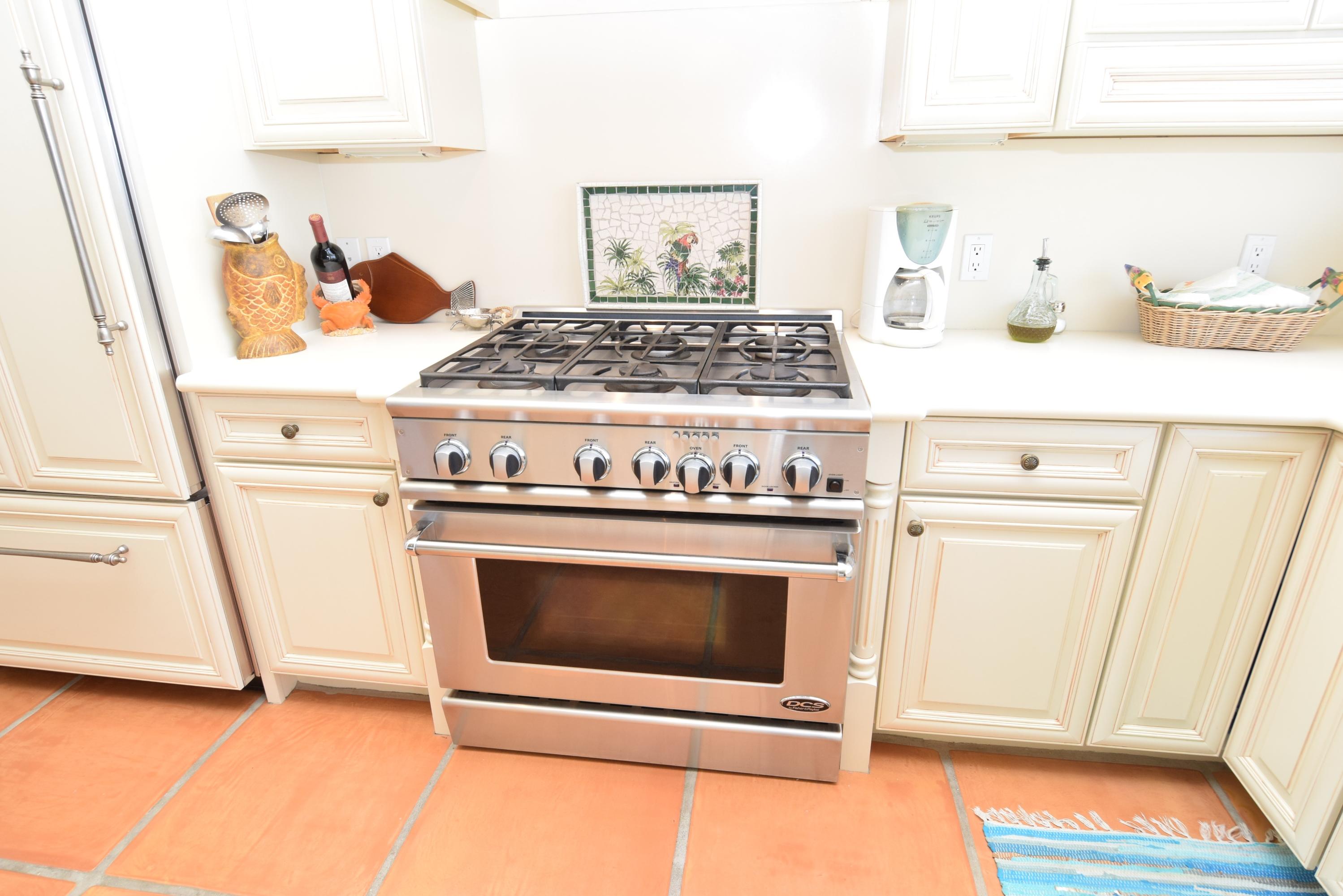 YACHT CLUB BEACH - Residential