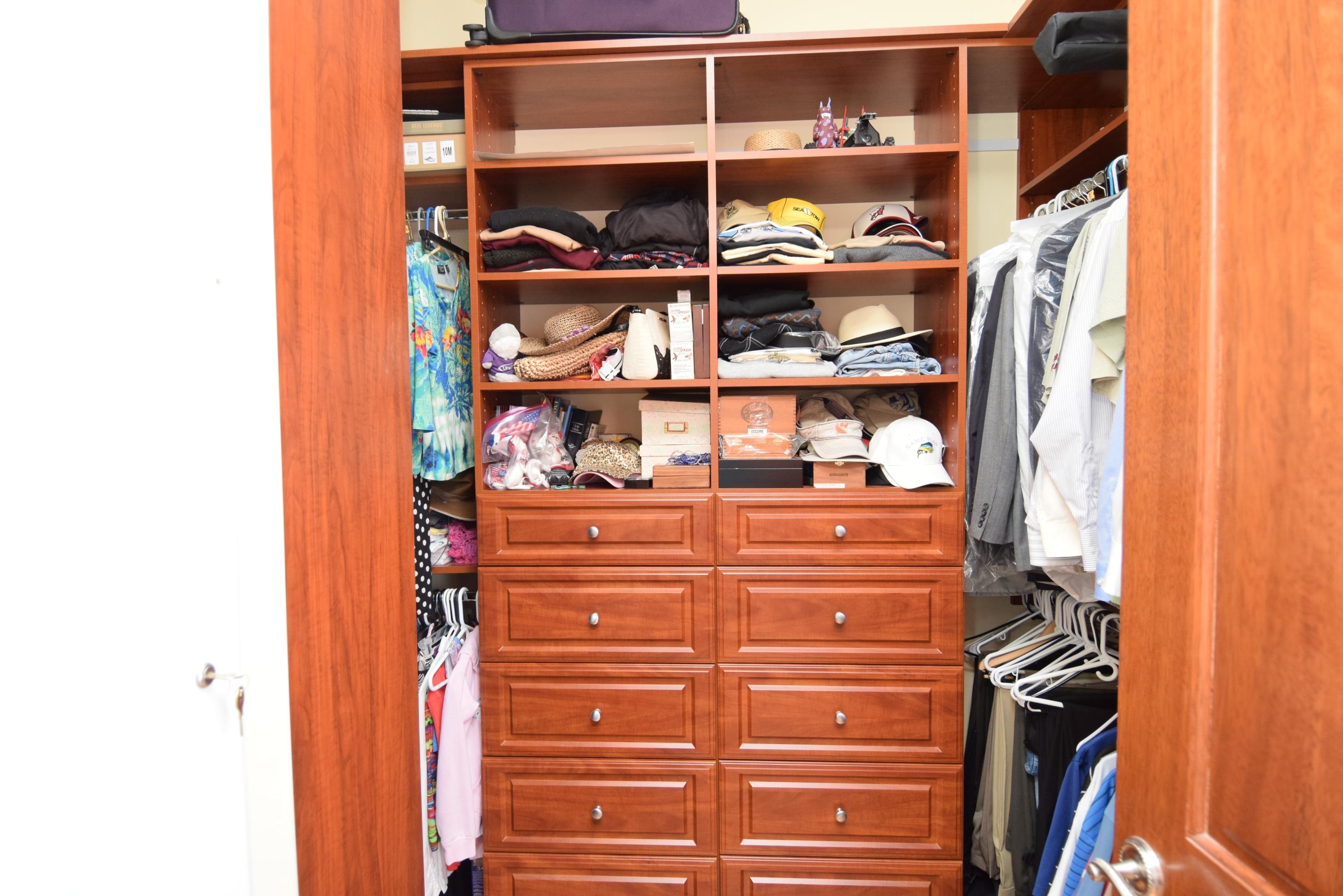 YACHT CLUB BEACH - Residential