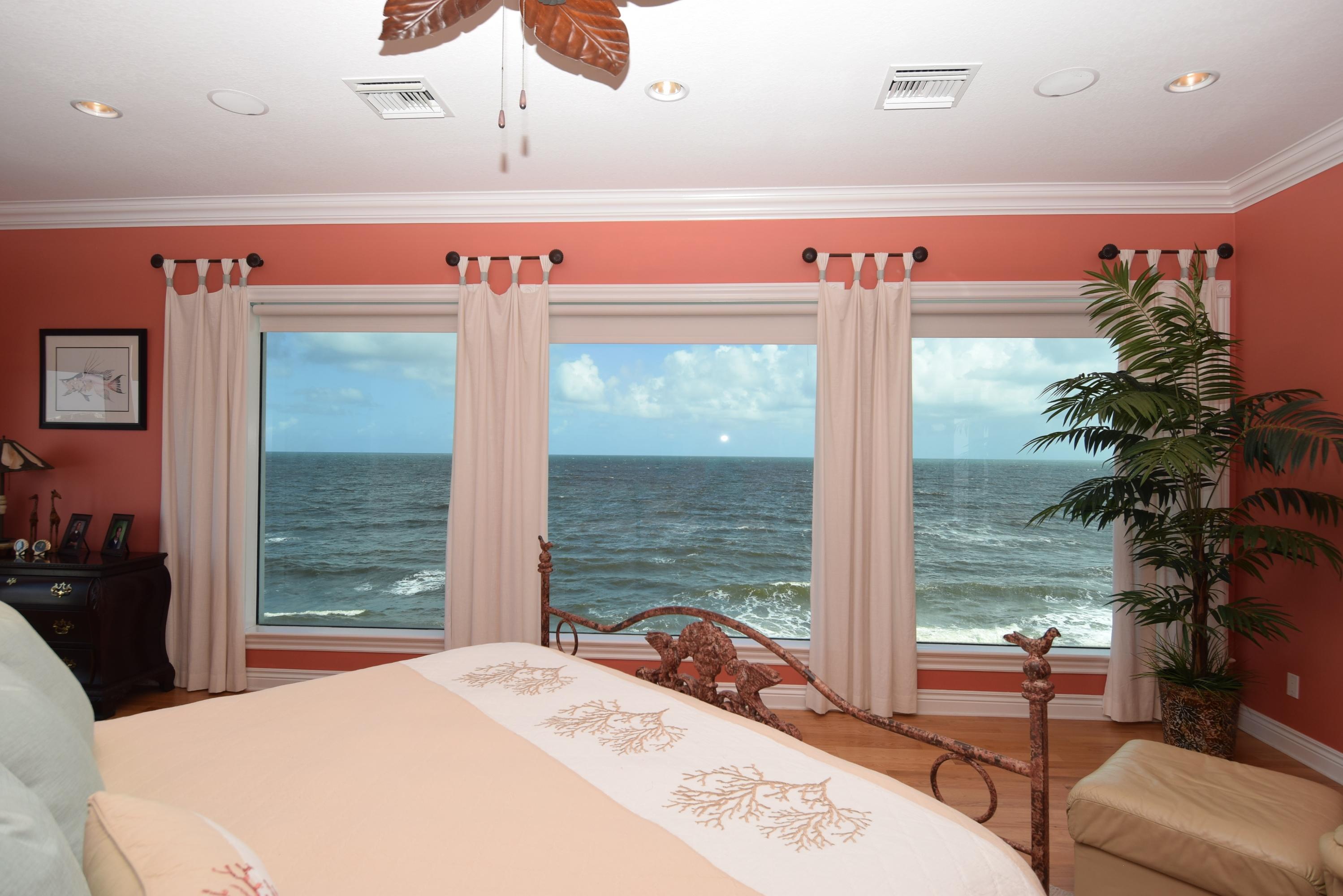 YACHT CLUB BEACH - Residential