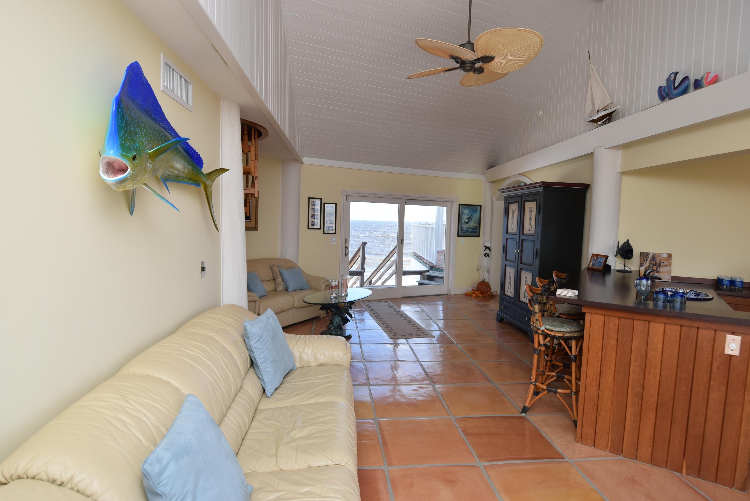 YACHT CLUB BEACH - Residential