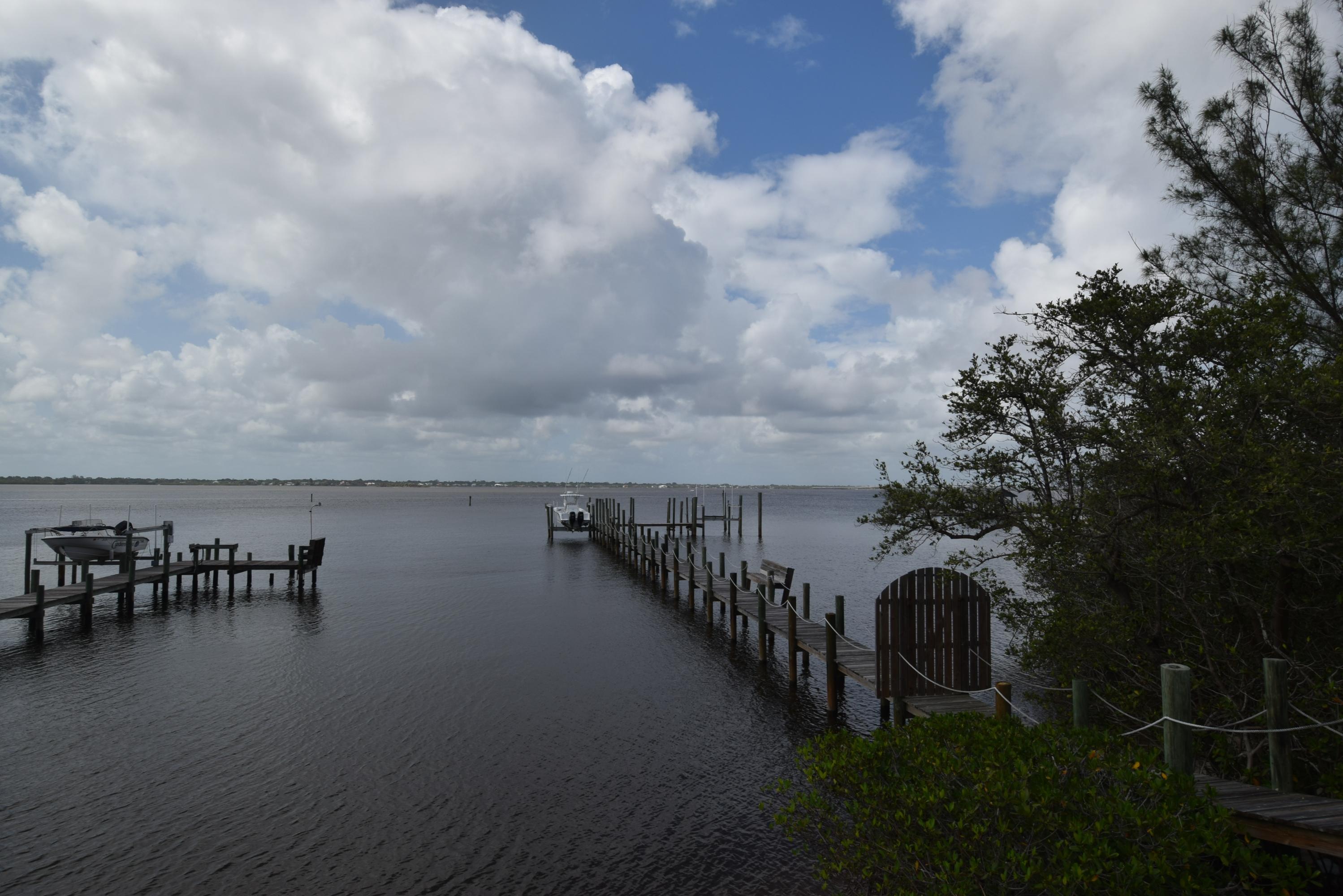 YACHT CLUB BEACH - Residential