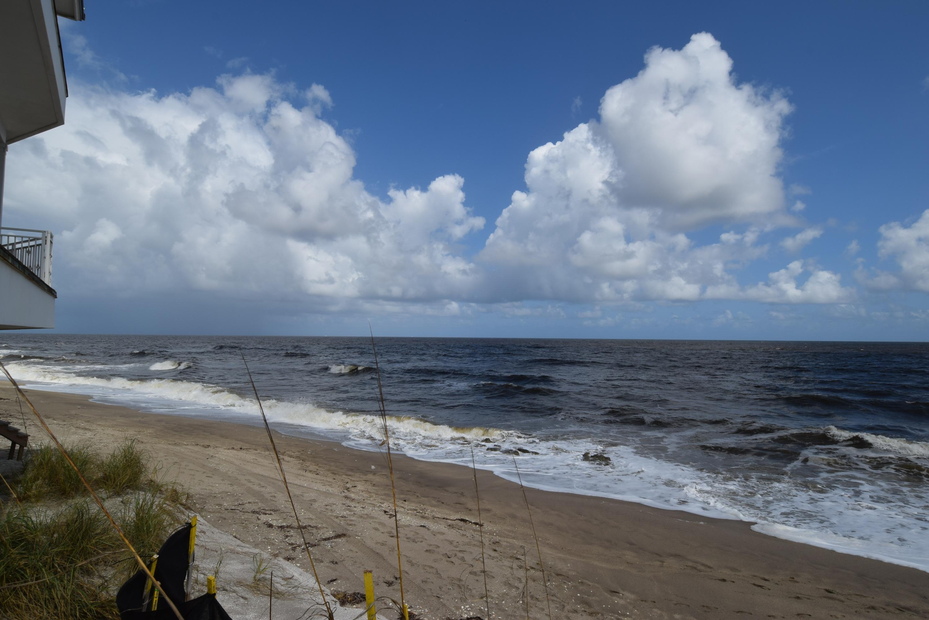 YACHT CLUB BEACH - Residential