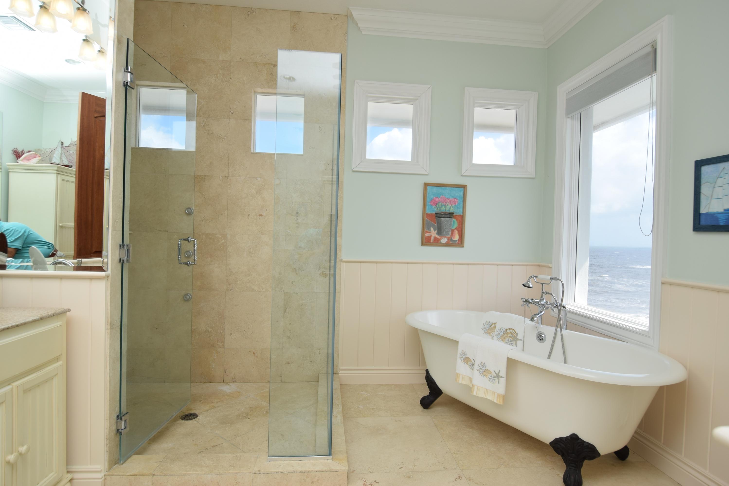 YACHT CLUB BEACH - Residential