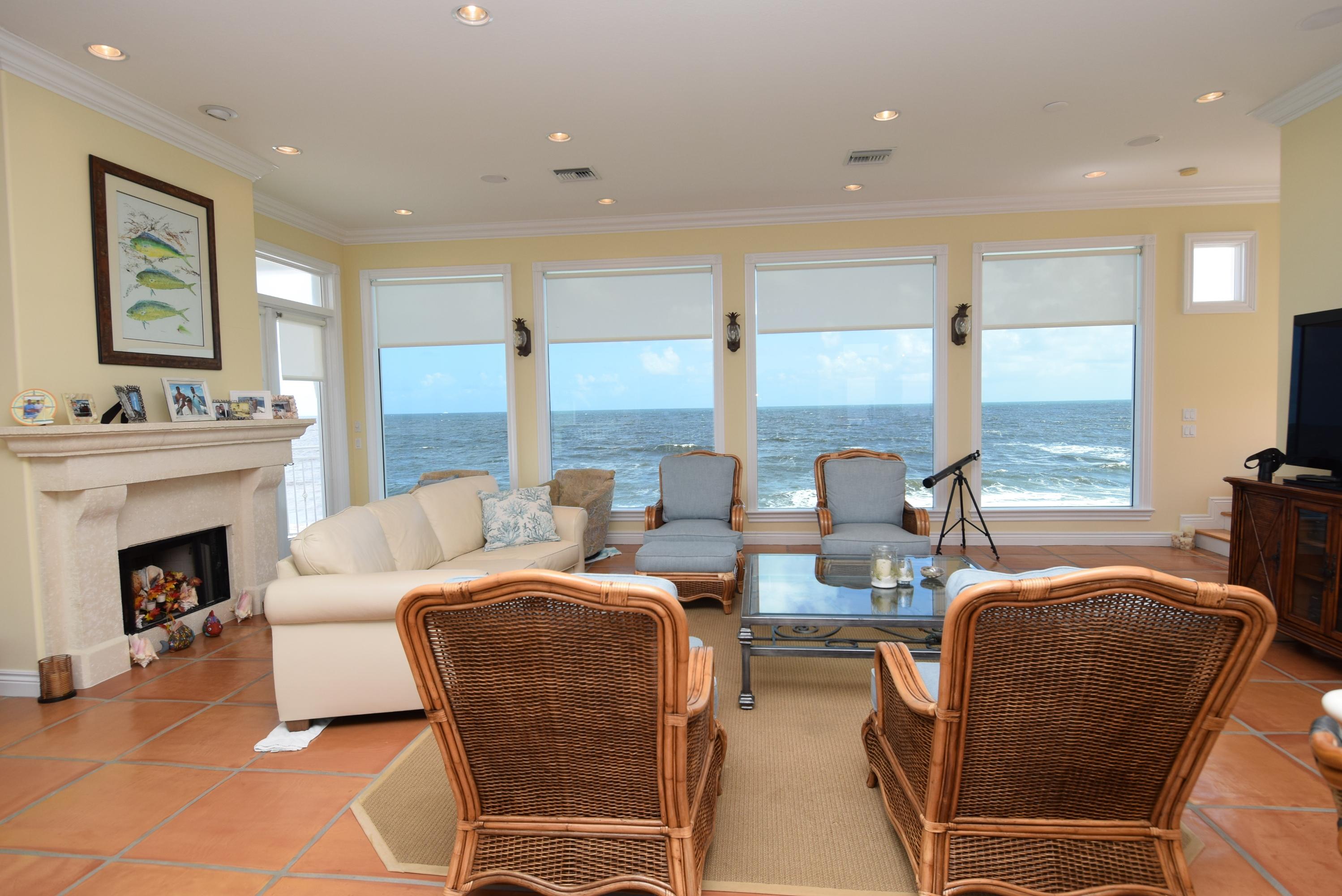 YACHT CLUB BEACH - Residential