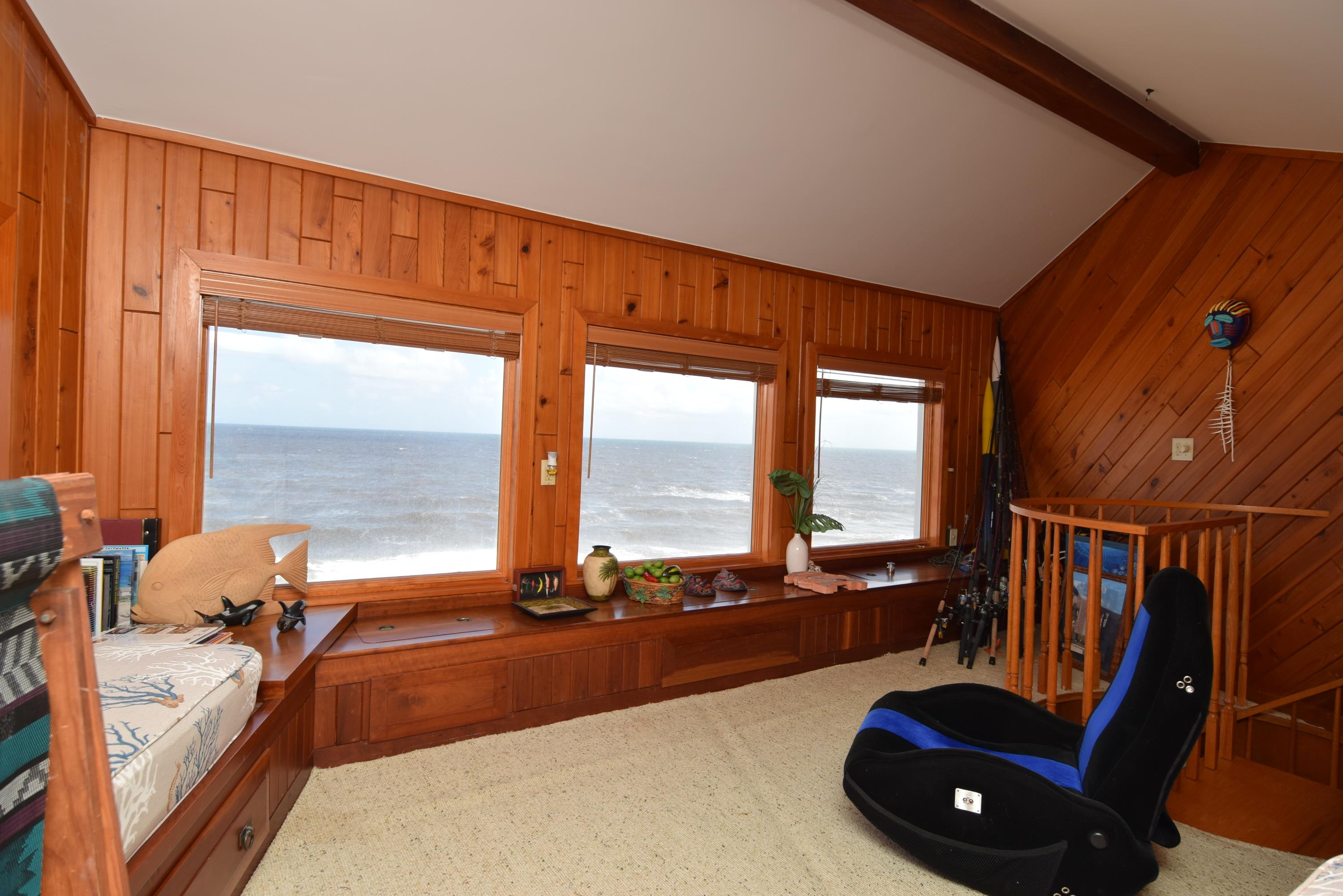 YACHT CLUB BEACH - Residential