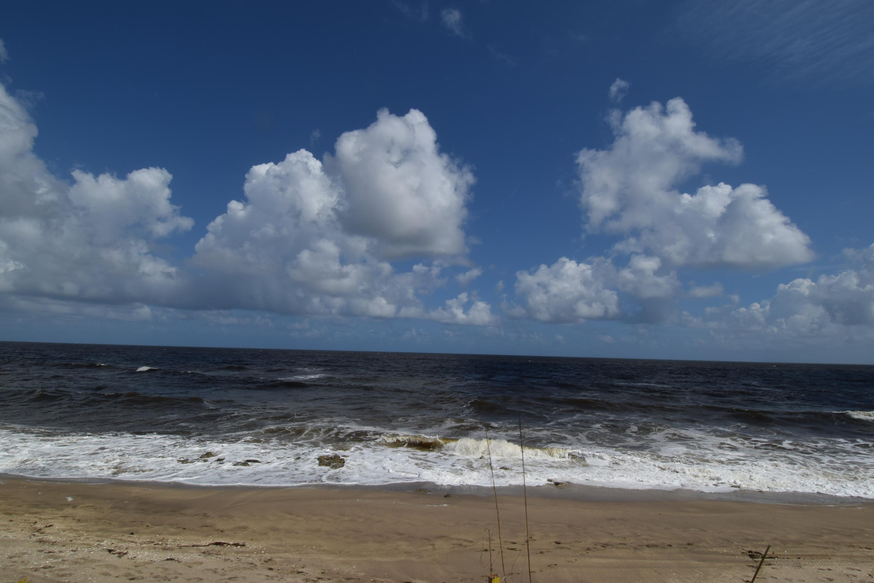 YACHT CLUB BEACH - Residential