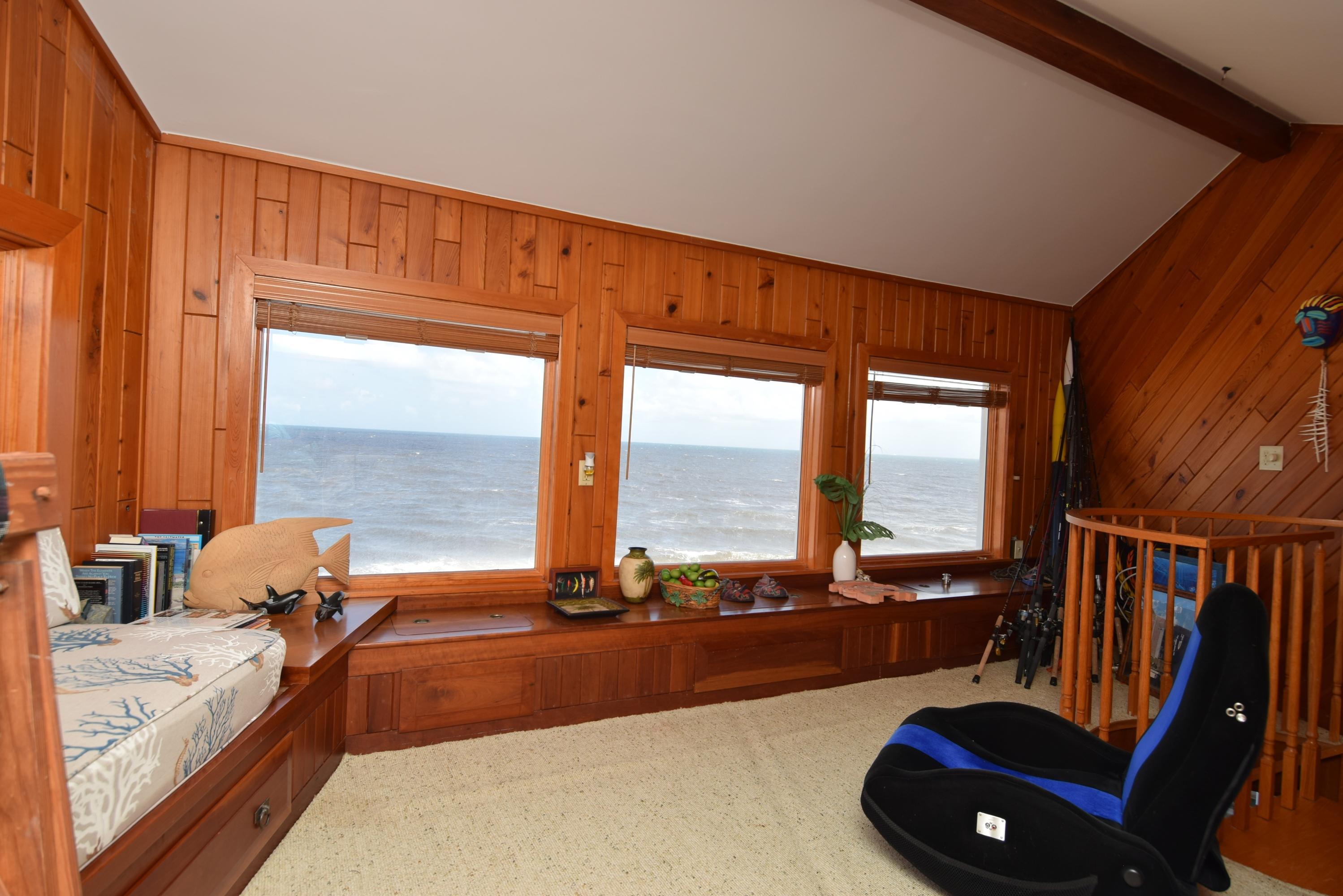 YACHT CLUB BEACH - Residential