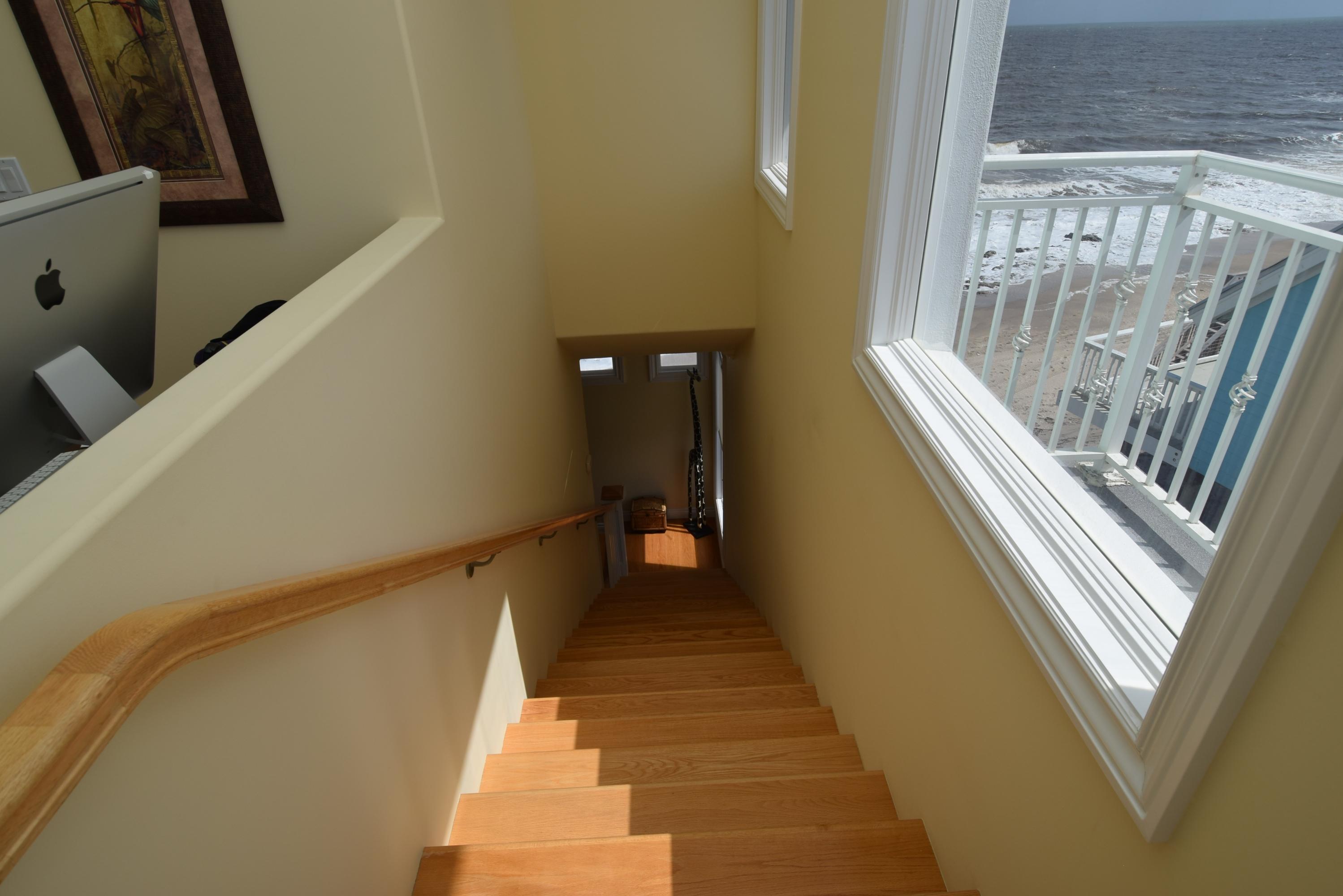 YACHT CLUB BEACH - Residential