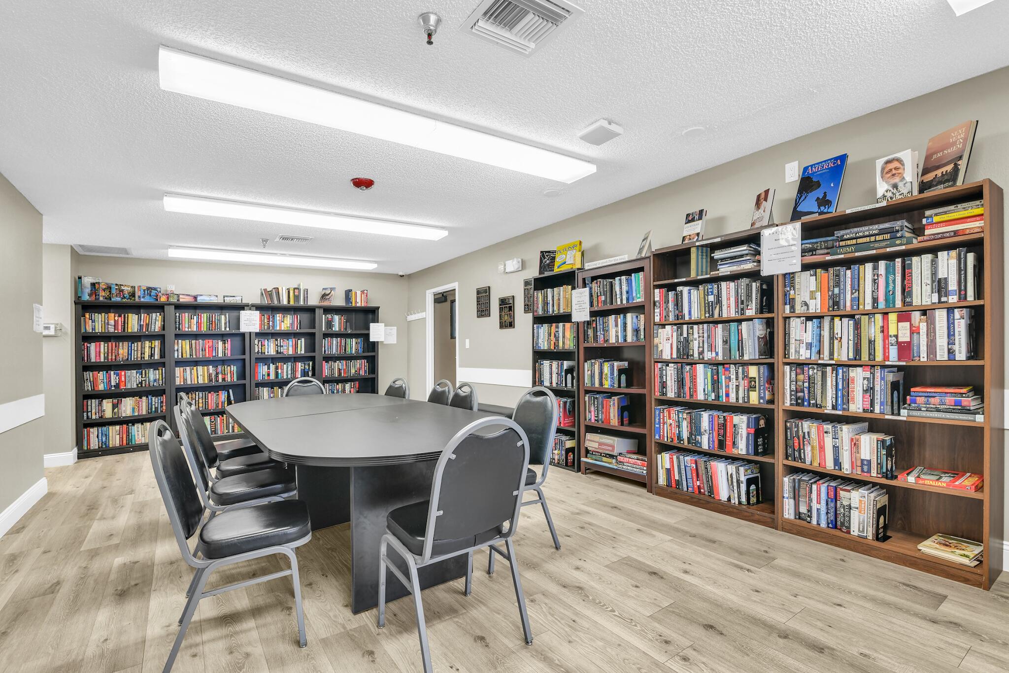 WHISPER WALK SEC C CONDO - Residential