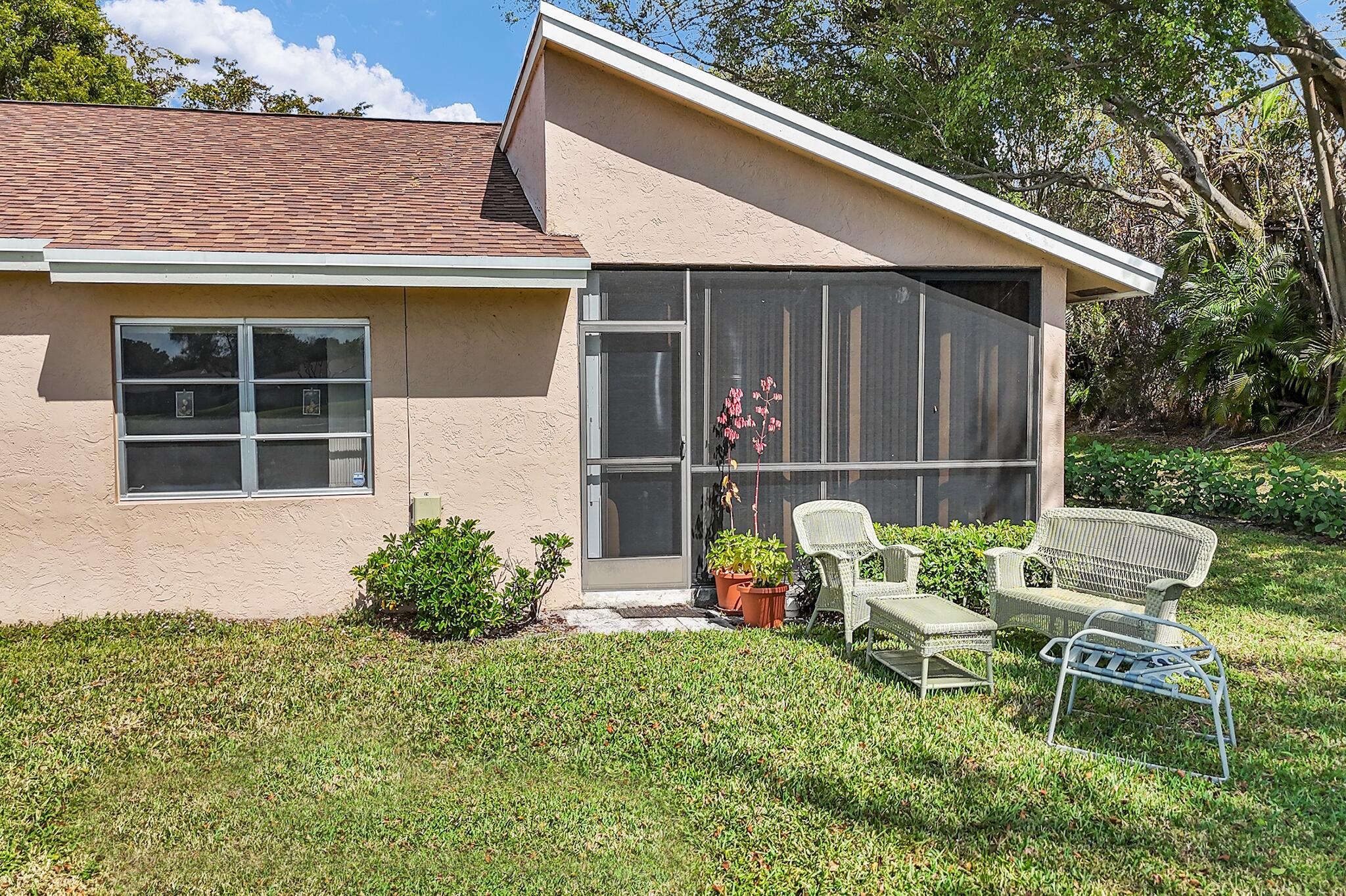 WHISPER WALK SEC C CONDO - Residential