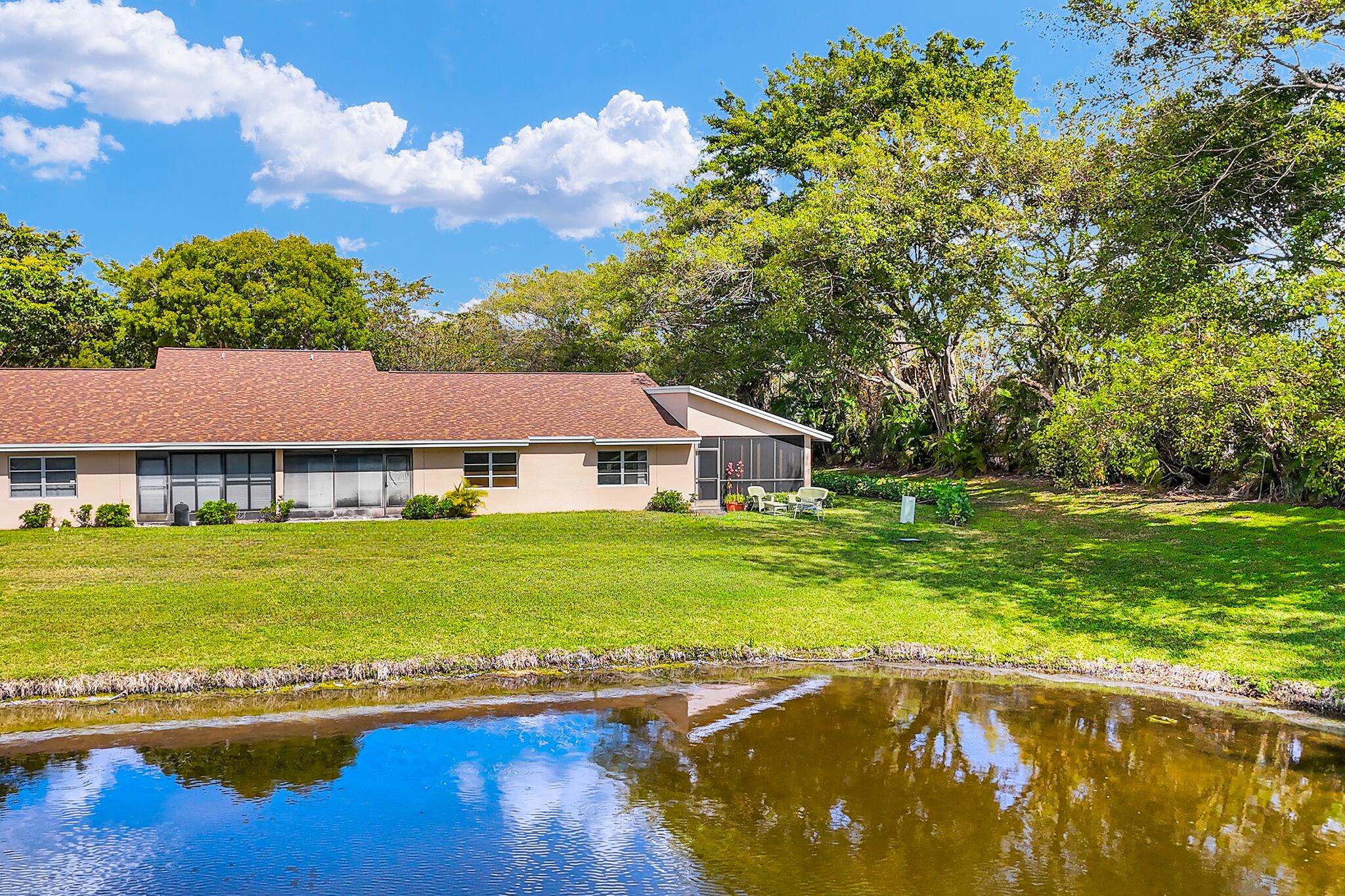 WHISPER WALK SEC C CONDO - Residential