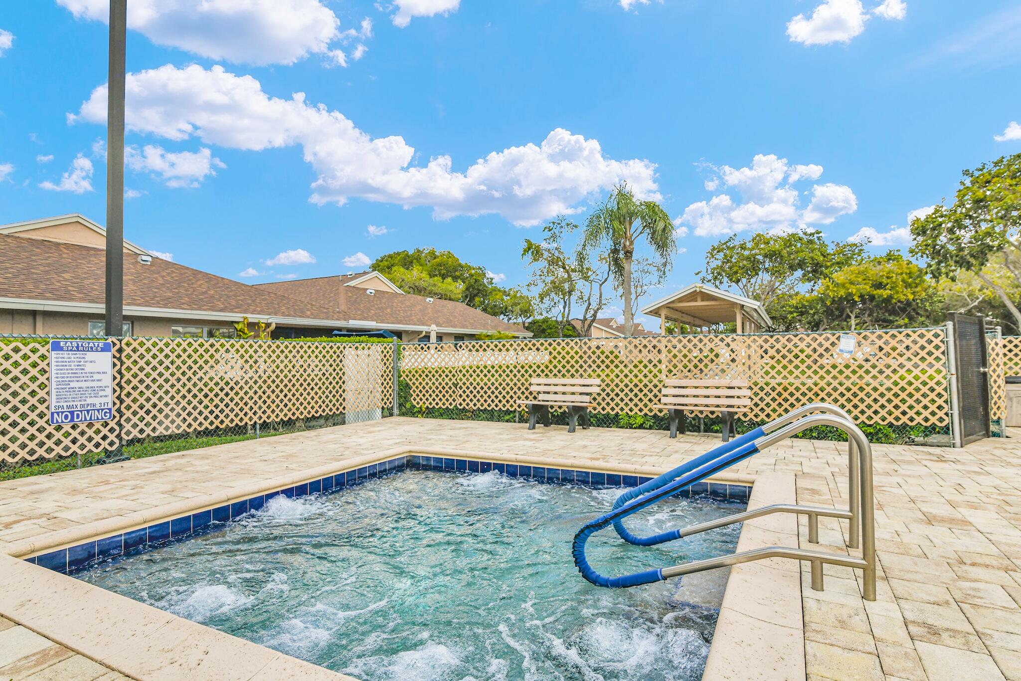 WHISPER WALK SEC C CONDO - Residential