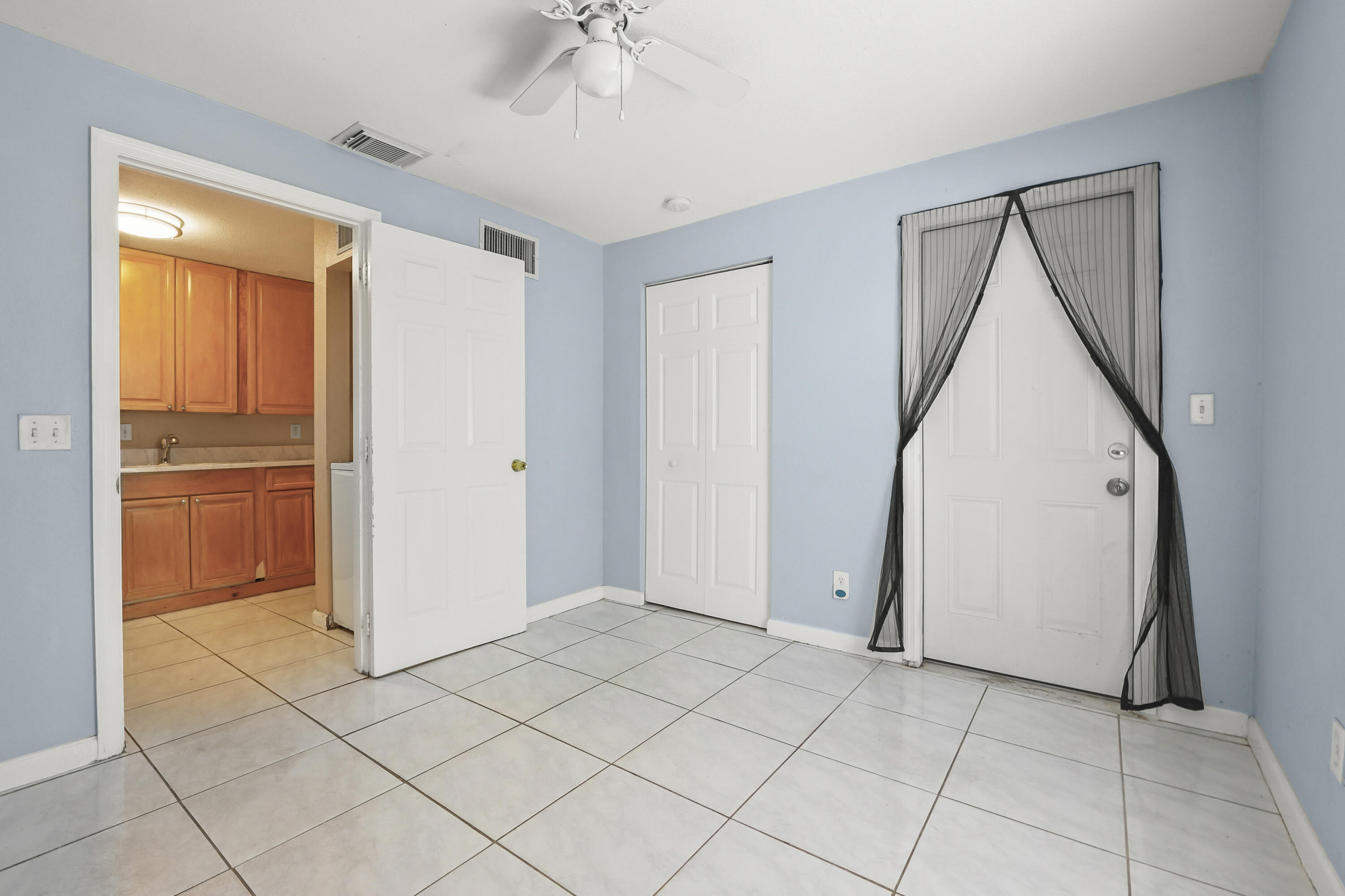 WASHINGTON HEIGHTS - Residential Lease