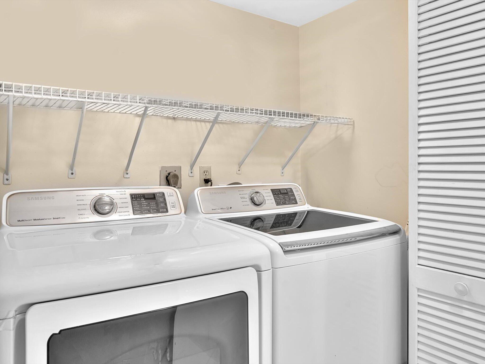 BRAEMAR ISLE CONDO - Residential