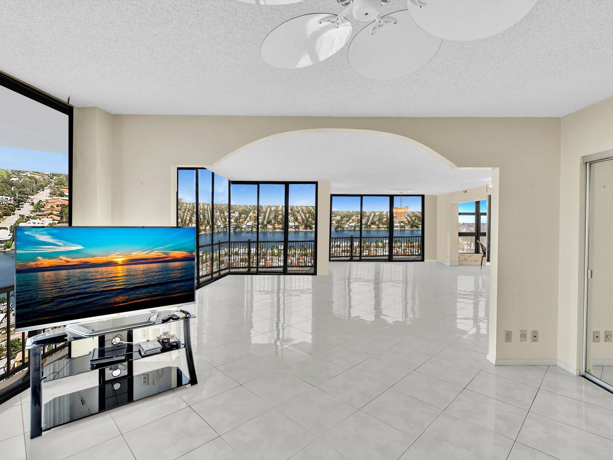 BRAEMAR ISLE CONDO - Residential