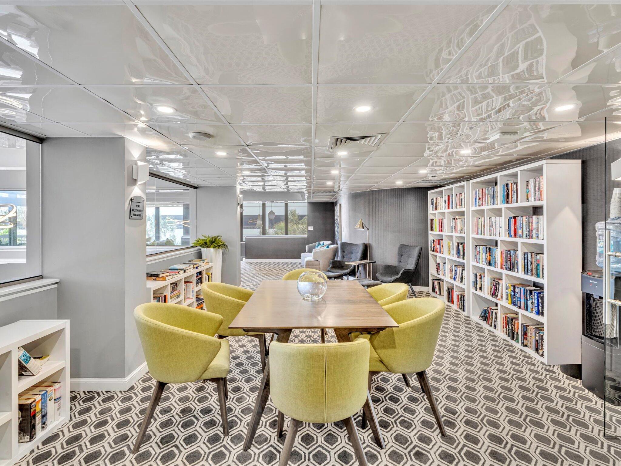 BRAEMAR ISLE CONDO - Residential