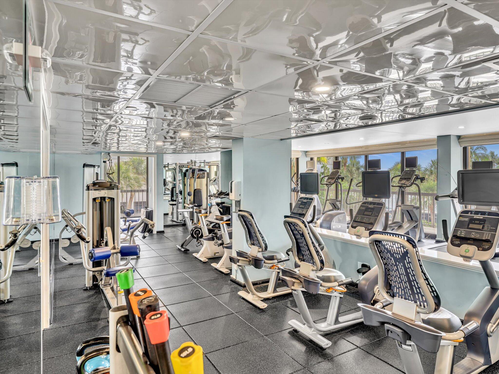 BRAEMAR ISLE CONDO - Residential