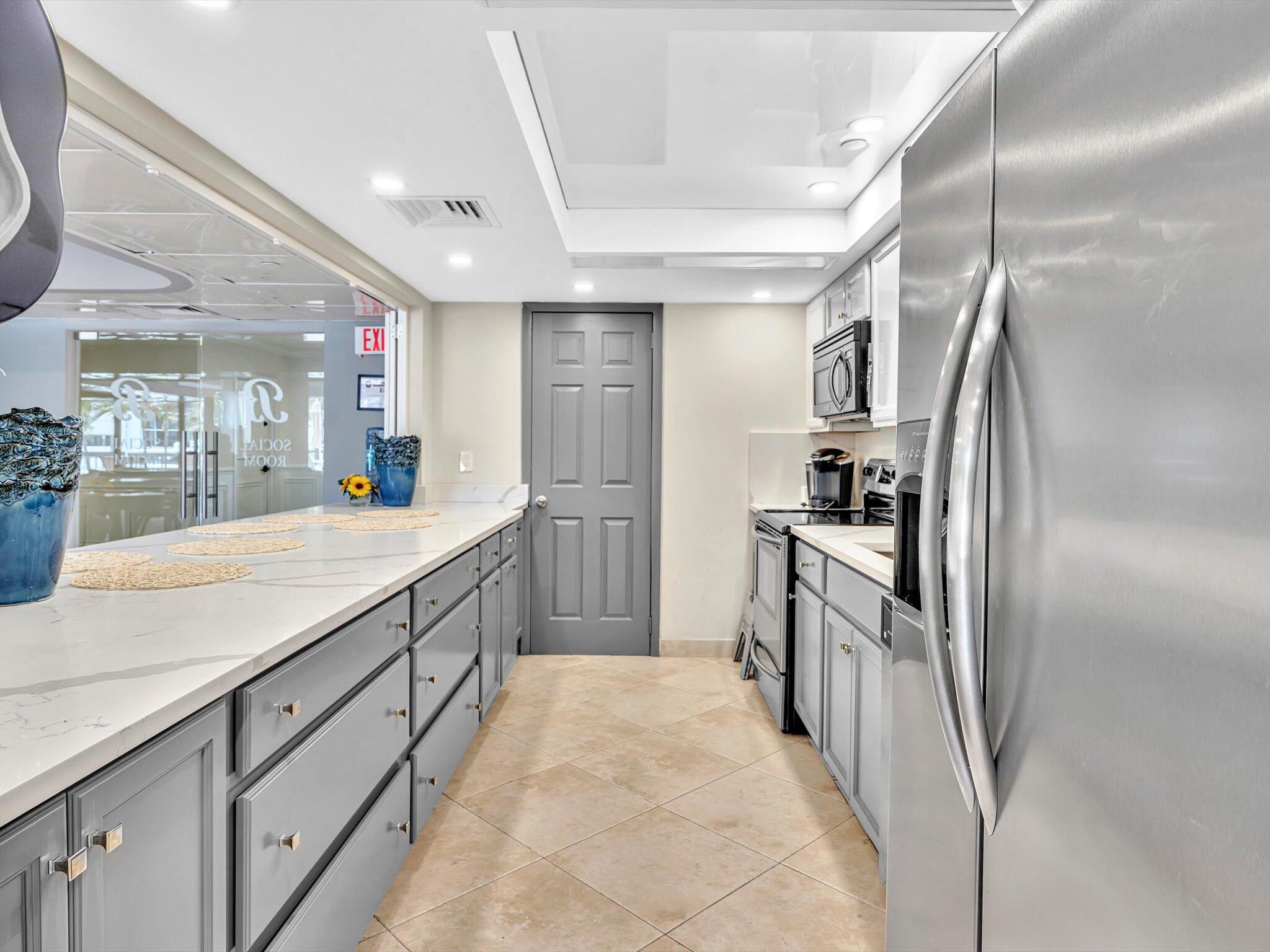 BRAEMAR ISLE CONDO - Residential