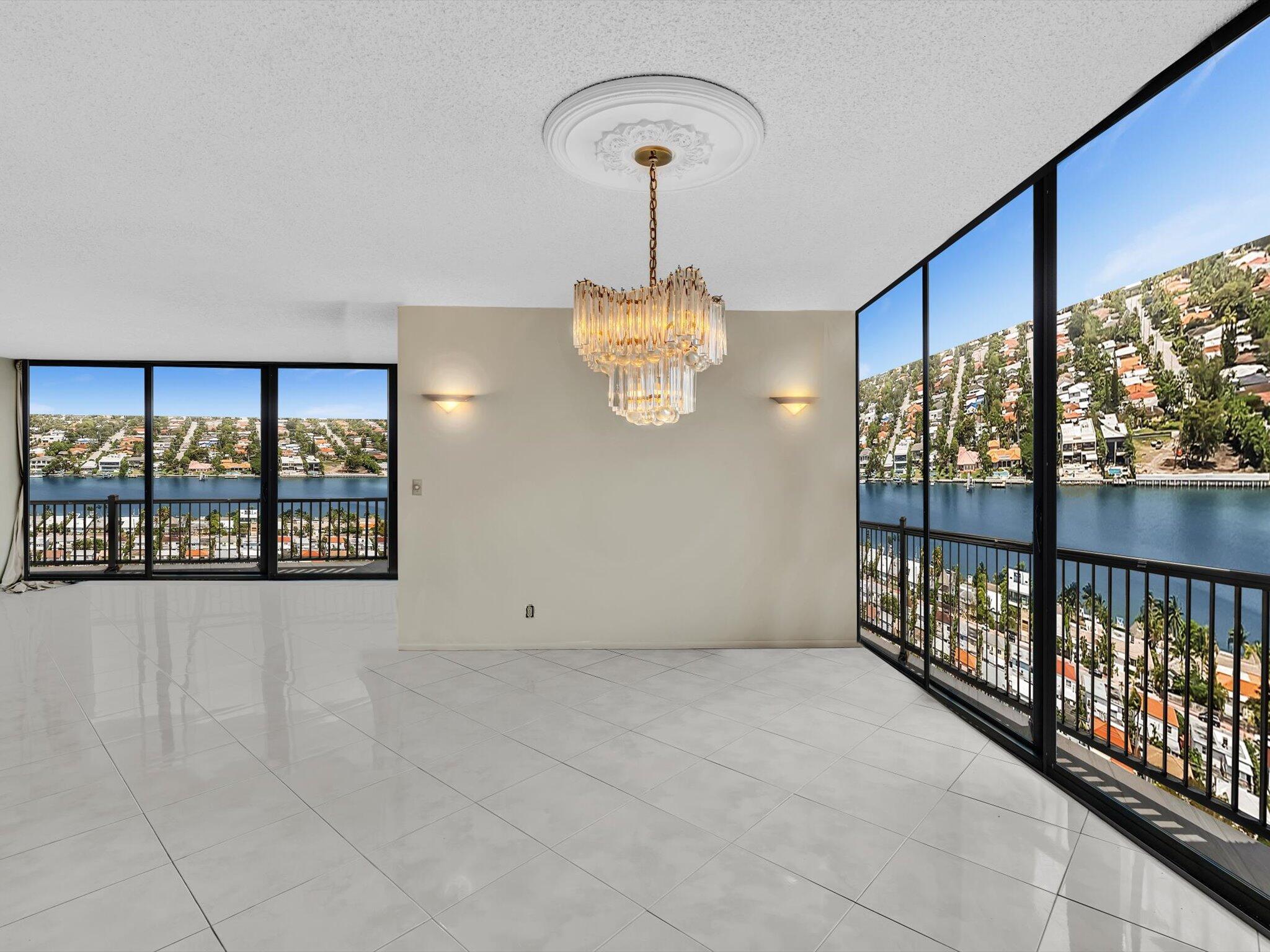 BRAEMAR ISLE CONDO - Residential