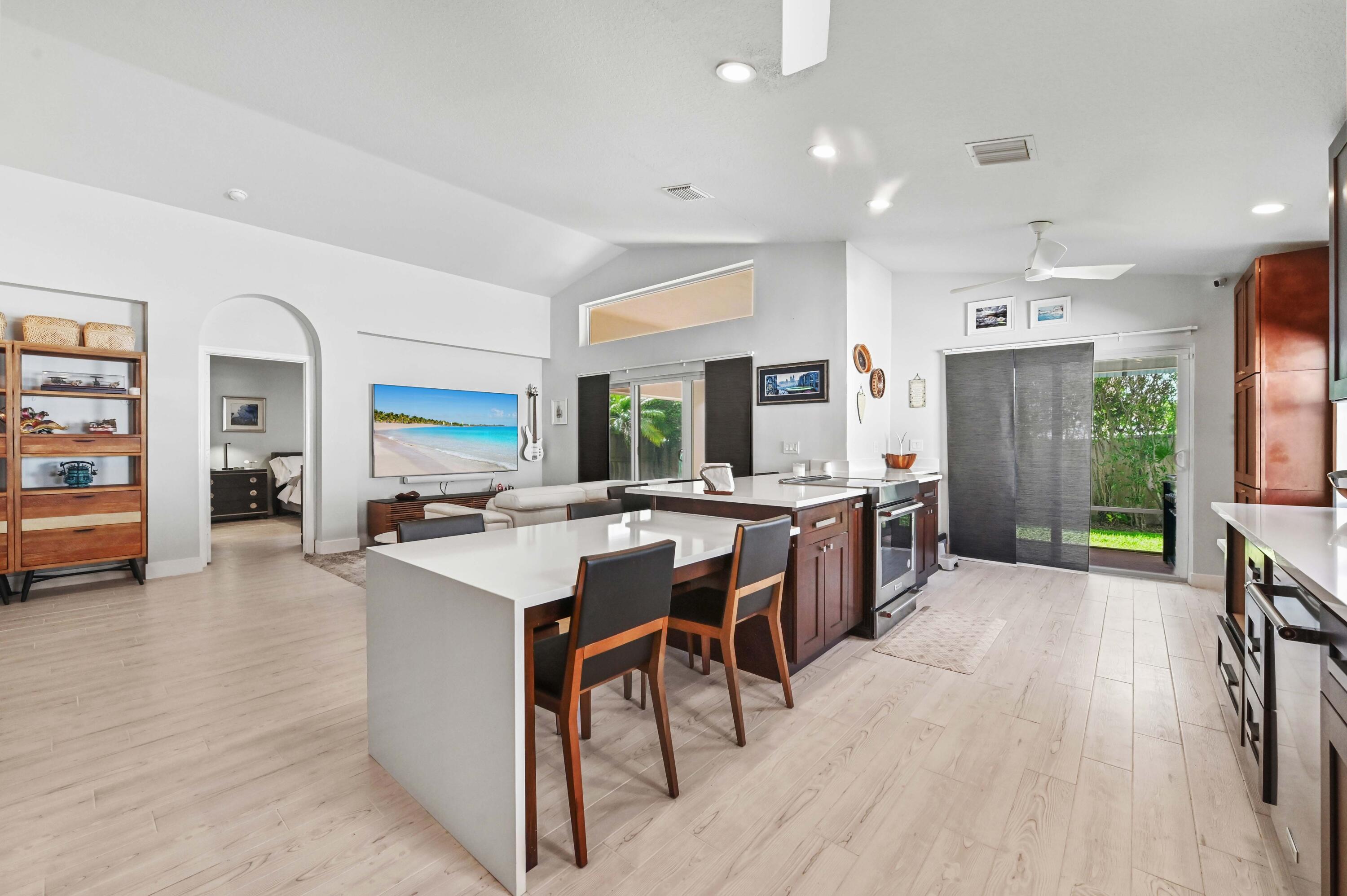 8856 Thames River Drive