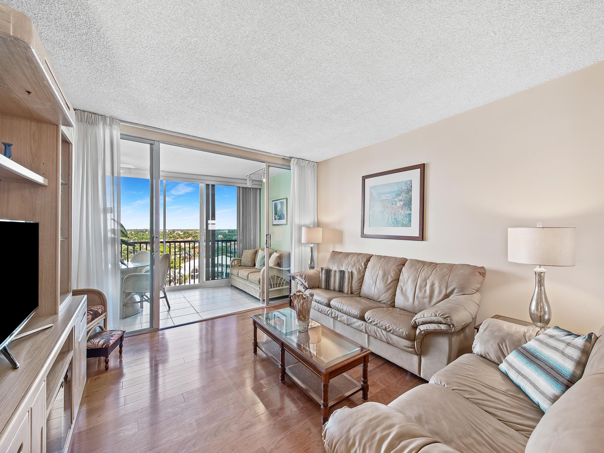 3310 S Ocean Boulevard 928d, Highland Beach, FL, 33487/$439,000 4 3310 S Ocean Boulevard 928d