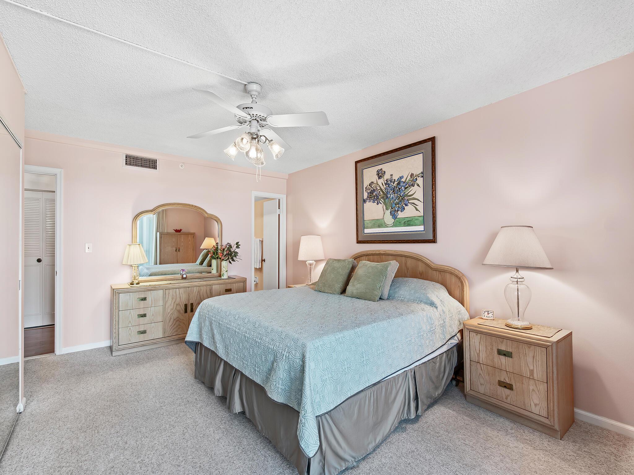 SEAGATE OF HIGHLAND CONDO - Residential