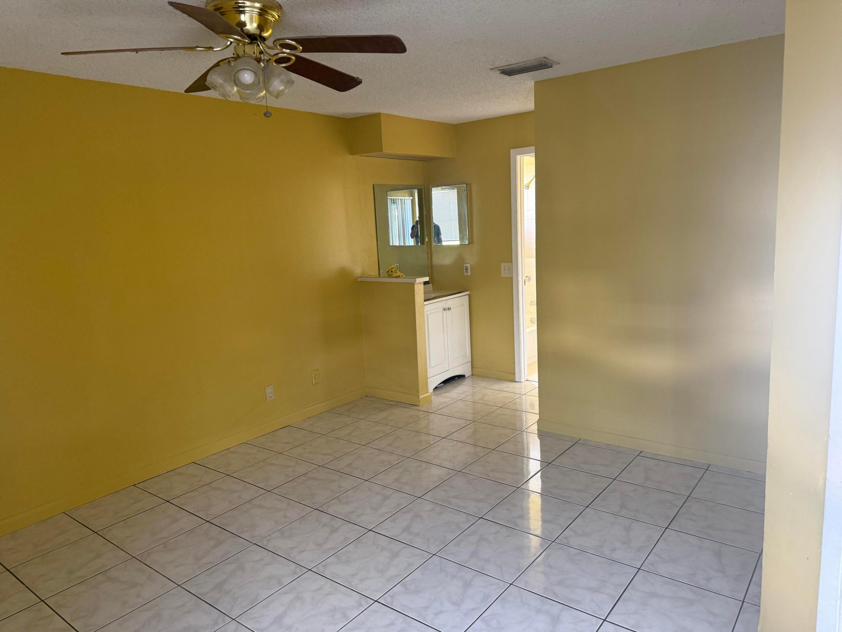 2511 NW 56th Avenue 111