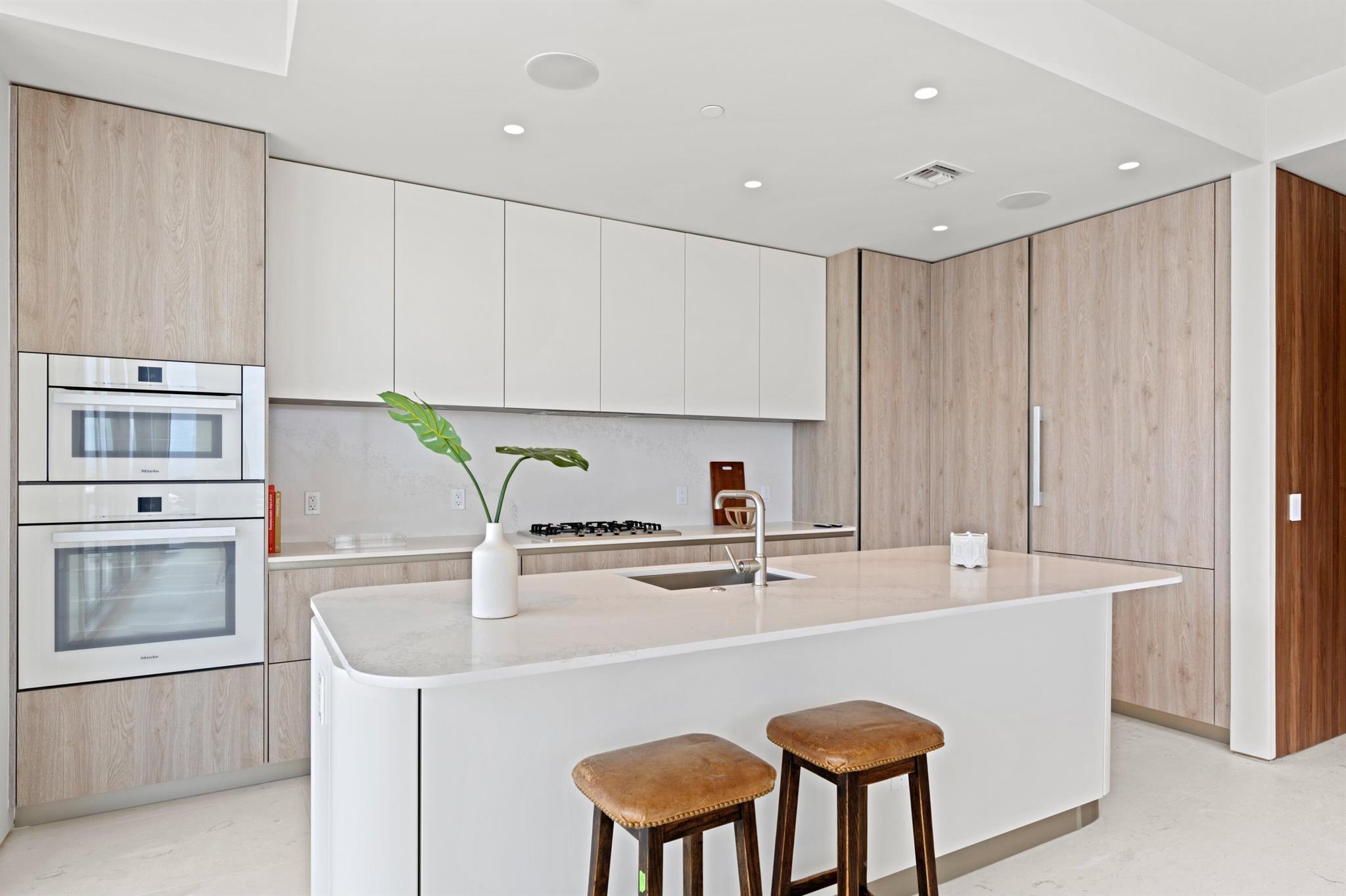 La Clara - Residential