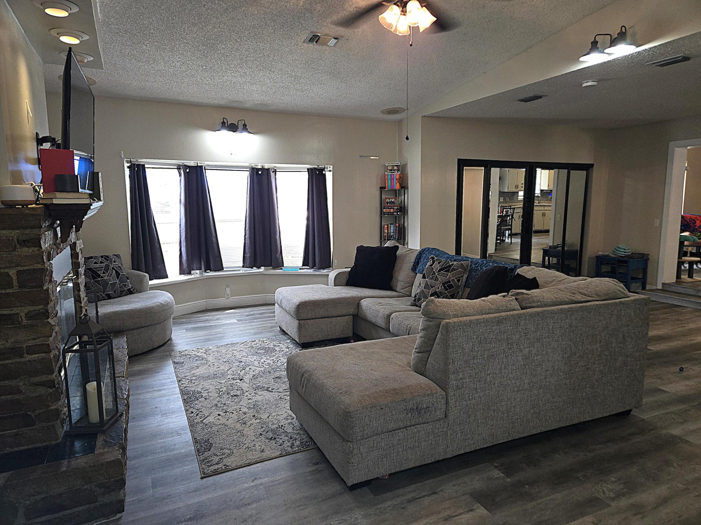 EPPERSON HEIGHTS - Residential