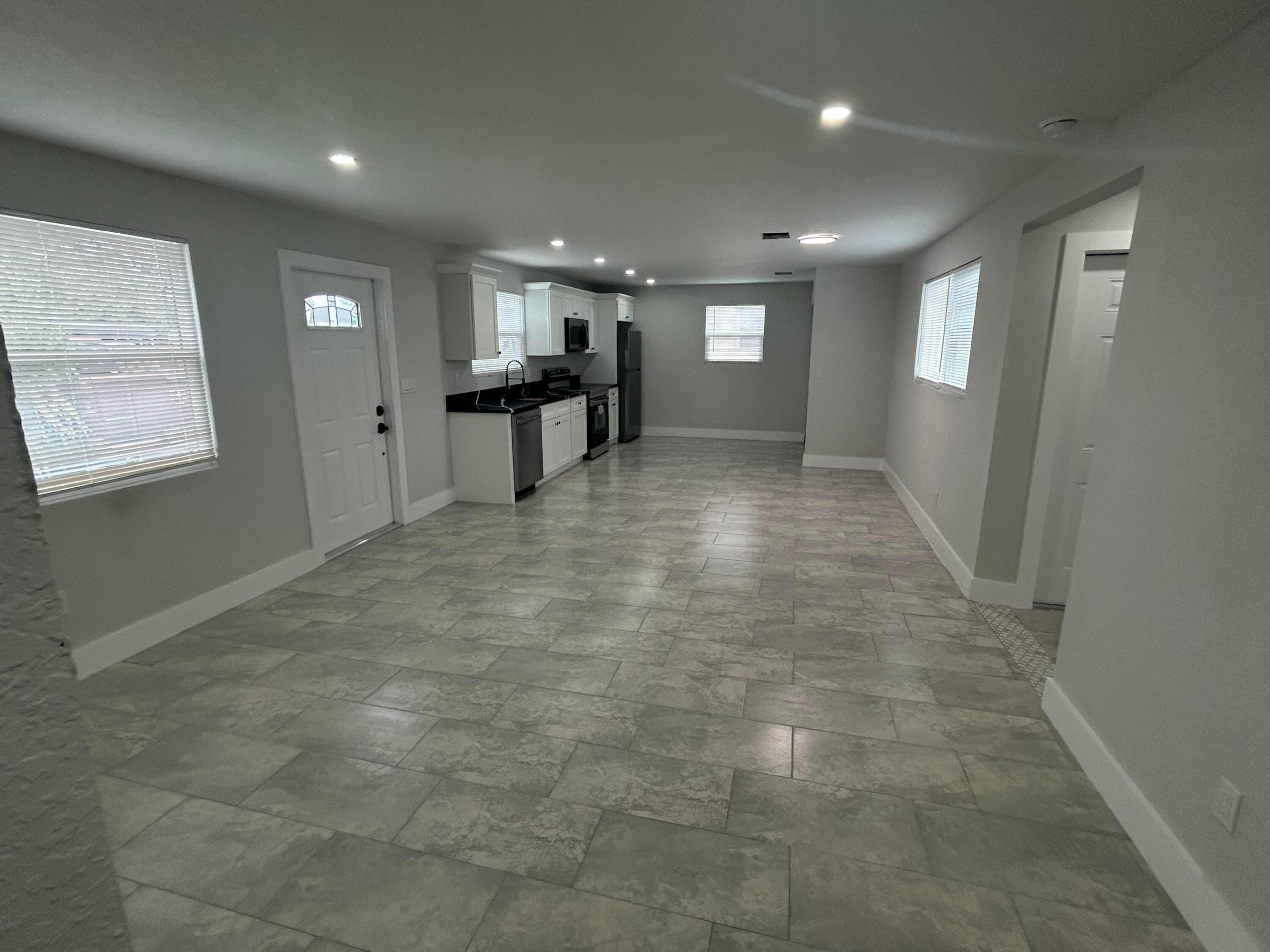 PARK MANOR 1 - Residential