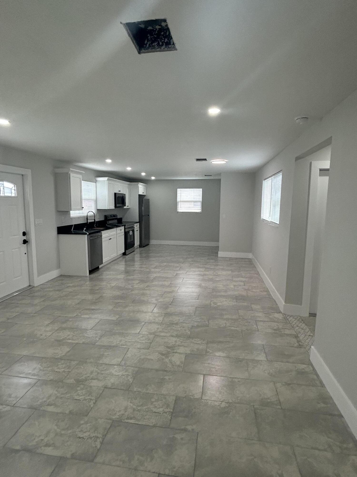 PARK MANOR 1 - Residential