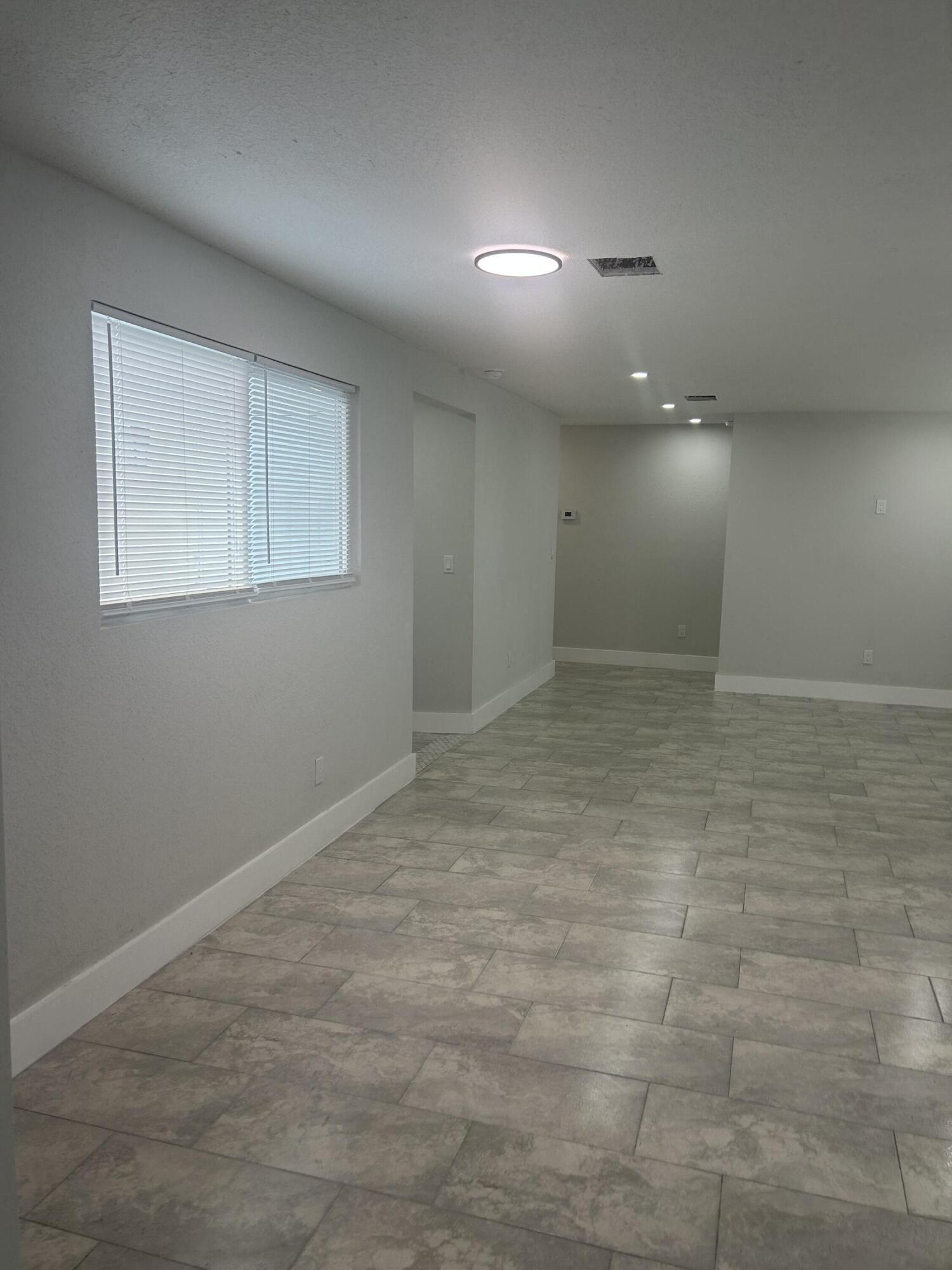 PARK MANOR 1 - Residential