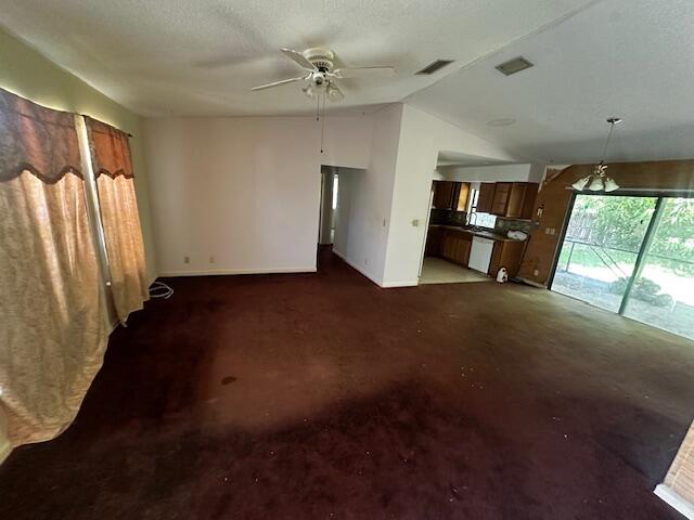 203 Canterbury Drive W