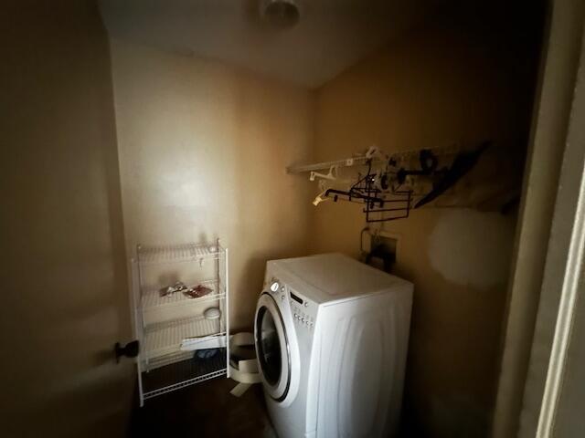 LONE PINE ESTATES 3 - Residential